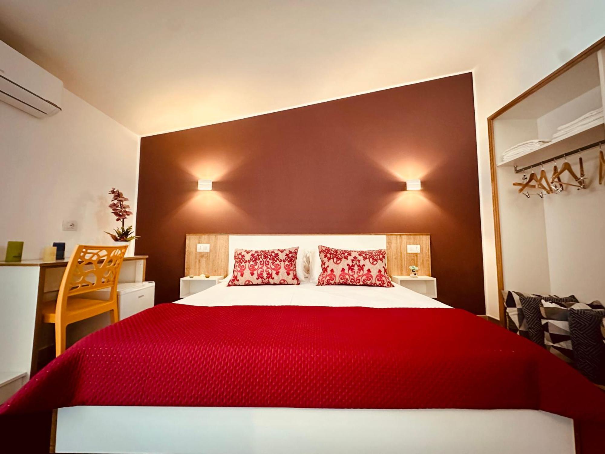 B&B The Sun - Family Rooms Тропеа Екстериор снимка