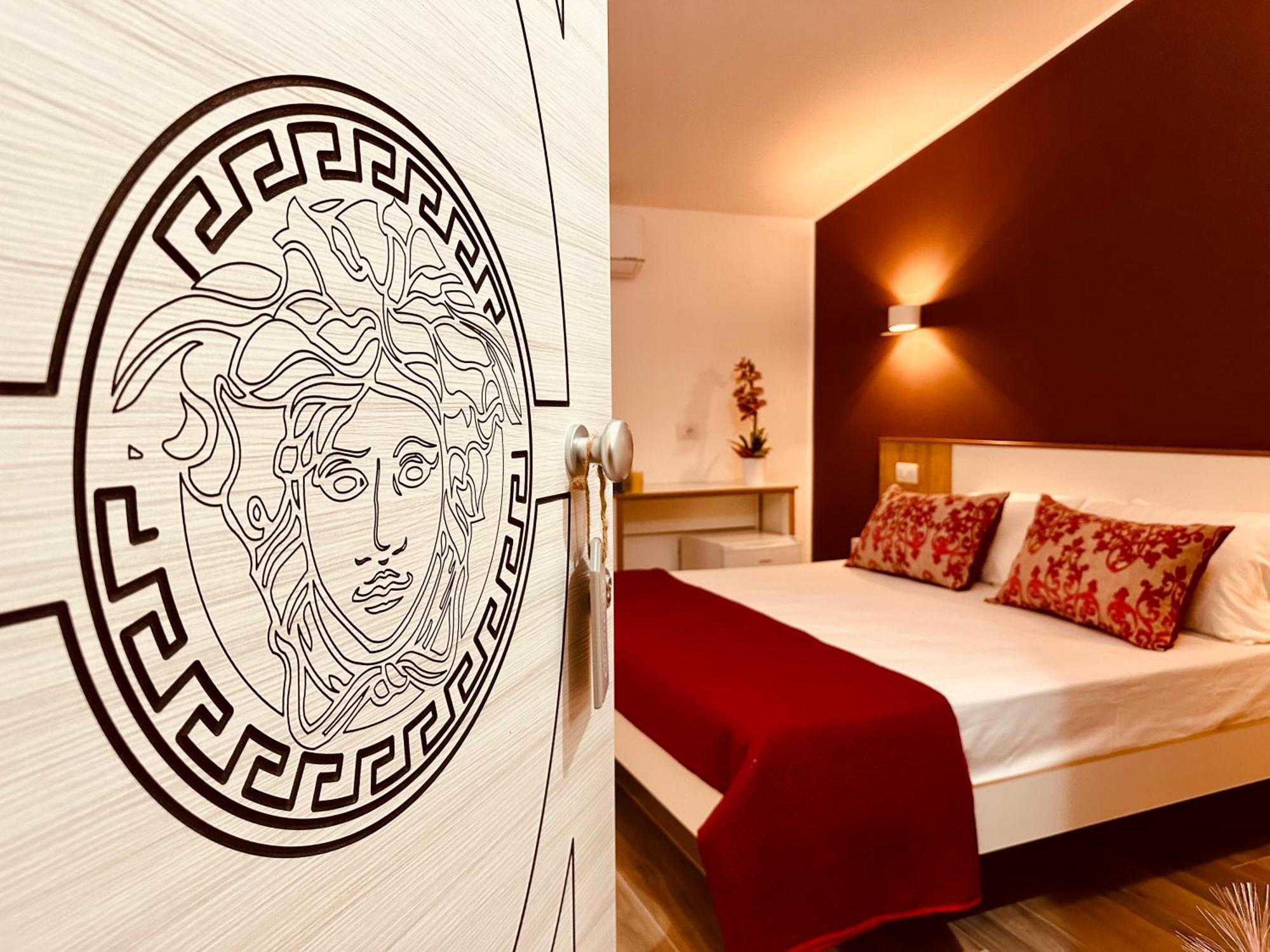 B&B The Sun - Family Rooms Тропеа Екстериор снимка
